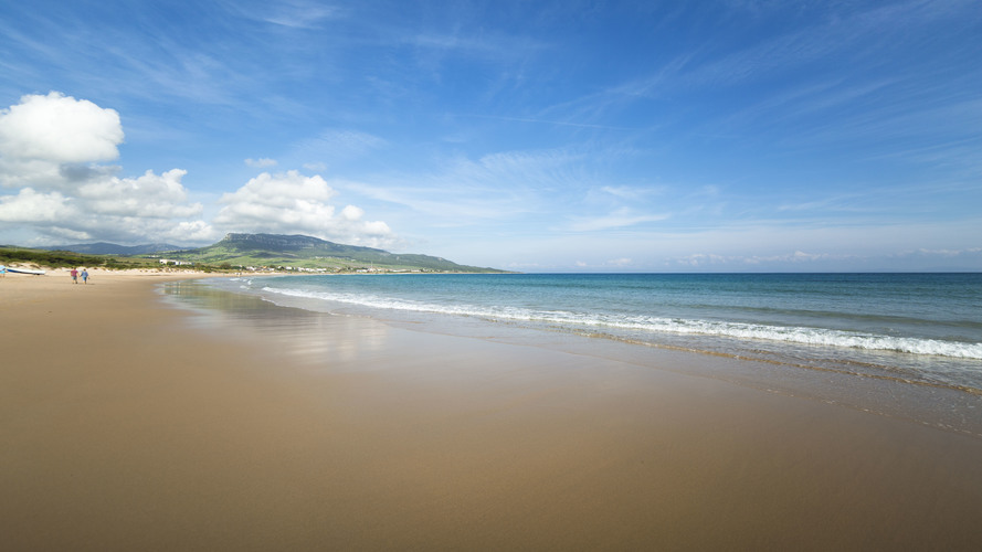 Turismo de mar playa de bolonia