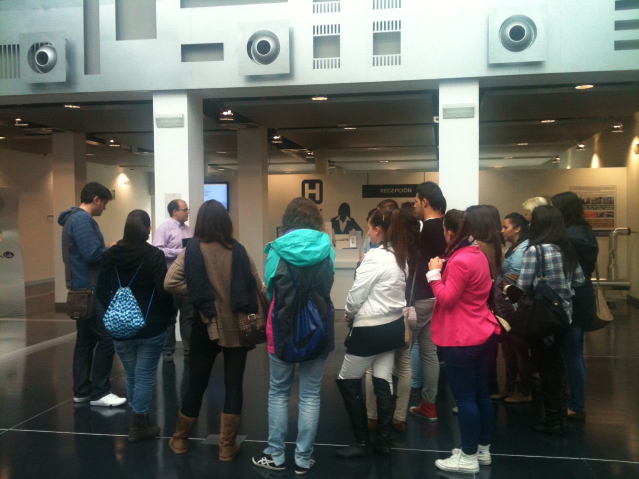 Alumnos del C.P.I.F.P. Hurtado de Mendoza de Granada visitan el DemoLab